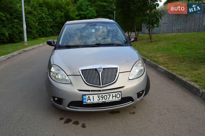 Lancia Ypsilon 2007