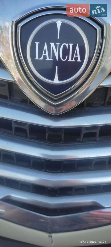 Хетчбек Lancia Ypsilon 2013 в Києві фото 15 Хетчбек Lancia Ypsilon 2013 в Києві