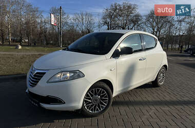 Хетчбек Lancia Ypsilon 2012 в Миколаєві