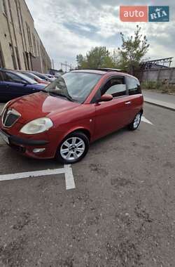 Купе Lancia Ypsilon 2005 в Киеве