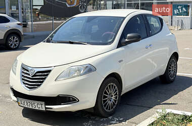 Хэтчбек Lancia Ypsilon 2012 в Харькове