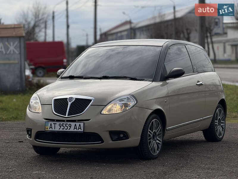 Lancia Ypsilon 2007