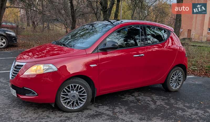 Хетчбек Lancia Ypsilon 2012 в Рівному фото 5 Хетчбек Lancia Ypsilon 2012 в Рівному