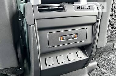 Внедорожник / Кроссовер Land Rover Defender 2022 в 