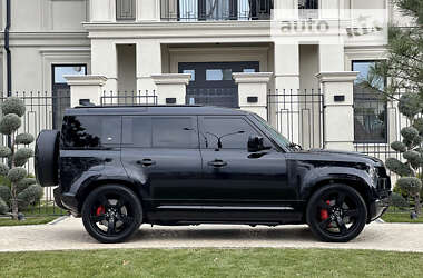 Внедорожник / Кроссовер Land Rover Defender 2022 в 