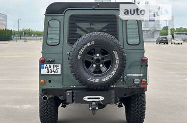 Позашляховик / Кросовер Land Rover Defender 2011 в Чубинське