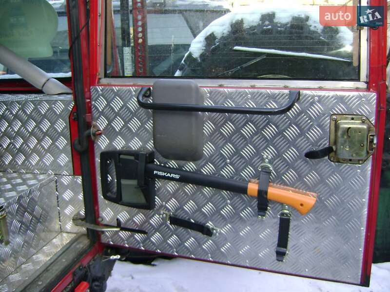 Позашляховик / Кросовер Land Rover Defender 1998 в Києві