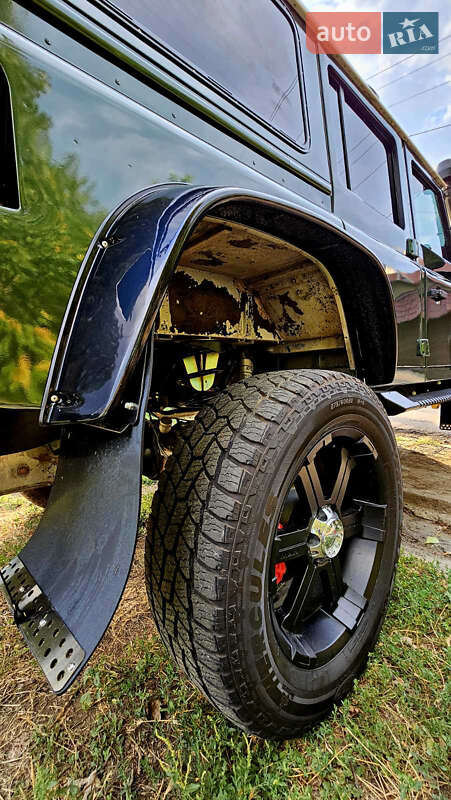Внедорожник / Кроссовер Land Rover Defender 1996 в Одессе
