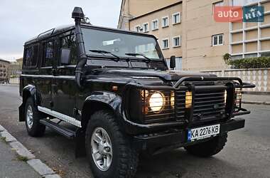 Позашляховик / Кросовер Land Rover Defender 2002 в Києві