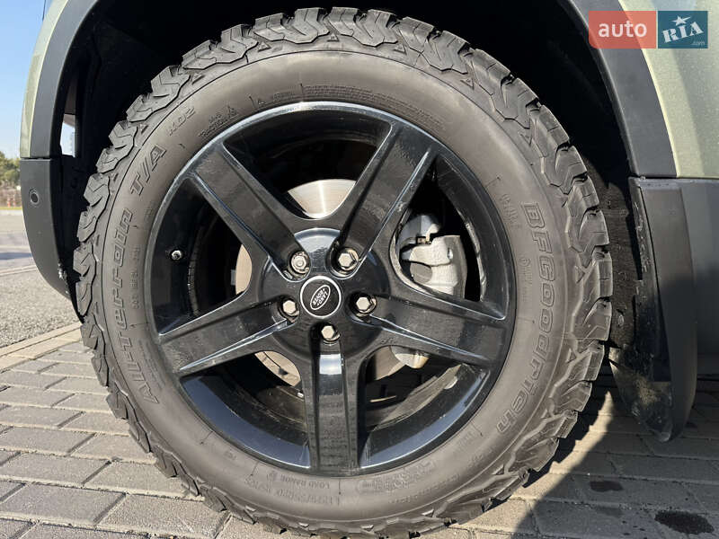 Внедорожник / Кроссовер Land Rover Defender 2020 в Киеве