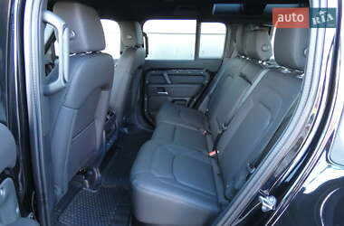 Внедорожник / Кроссовер Land Rover Defender 2024 в 