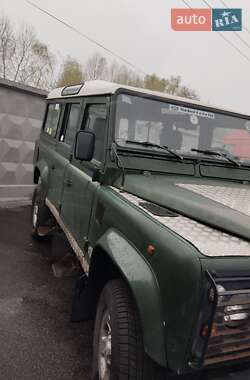 Внедорожник / Кроссовер Land Rover Defender 1992 в 