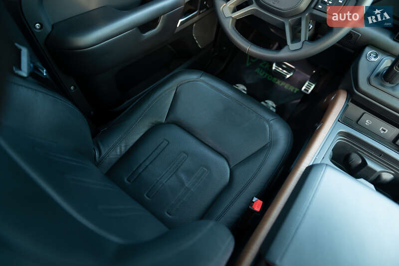 Внедорожник / Кроссовер Land Rover Defender 2022 в Мукачево