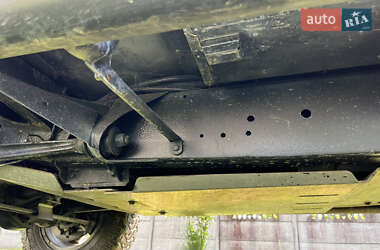 Позашляховик / Кросовер Land Rover Defender 2006 в  фото 11 Позашляховик / Кросовер Land Rover Defender 2006 в