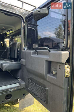 Позашляховик / Кросовер Land Rover Defender 2006 в  фото 23 Позашляховик / Кросовер Land Rover Defender 2006 в