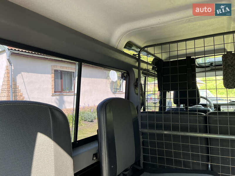 Позашляховик / Кросовер Land Rover Defender 2006 в Луцьку