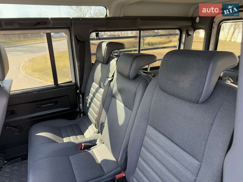 Внедорожник / Кроссовер Land Rover Defender 2008 в Киеве