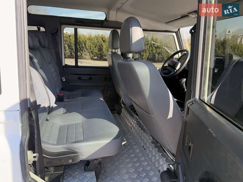 Внедорожник / Кроссовер Land Rover Defender 2008 в Киеве