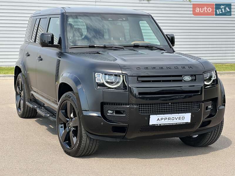 Land Rover Defender 2024