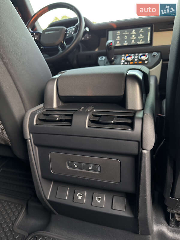 Позашляховик / Кросовер Land Rover Defender 2022 в Дніпрі