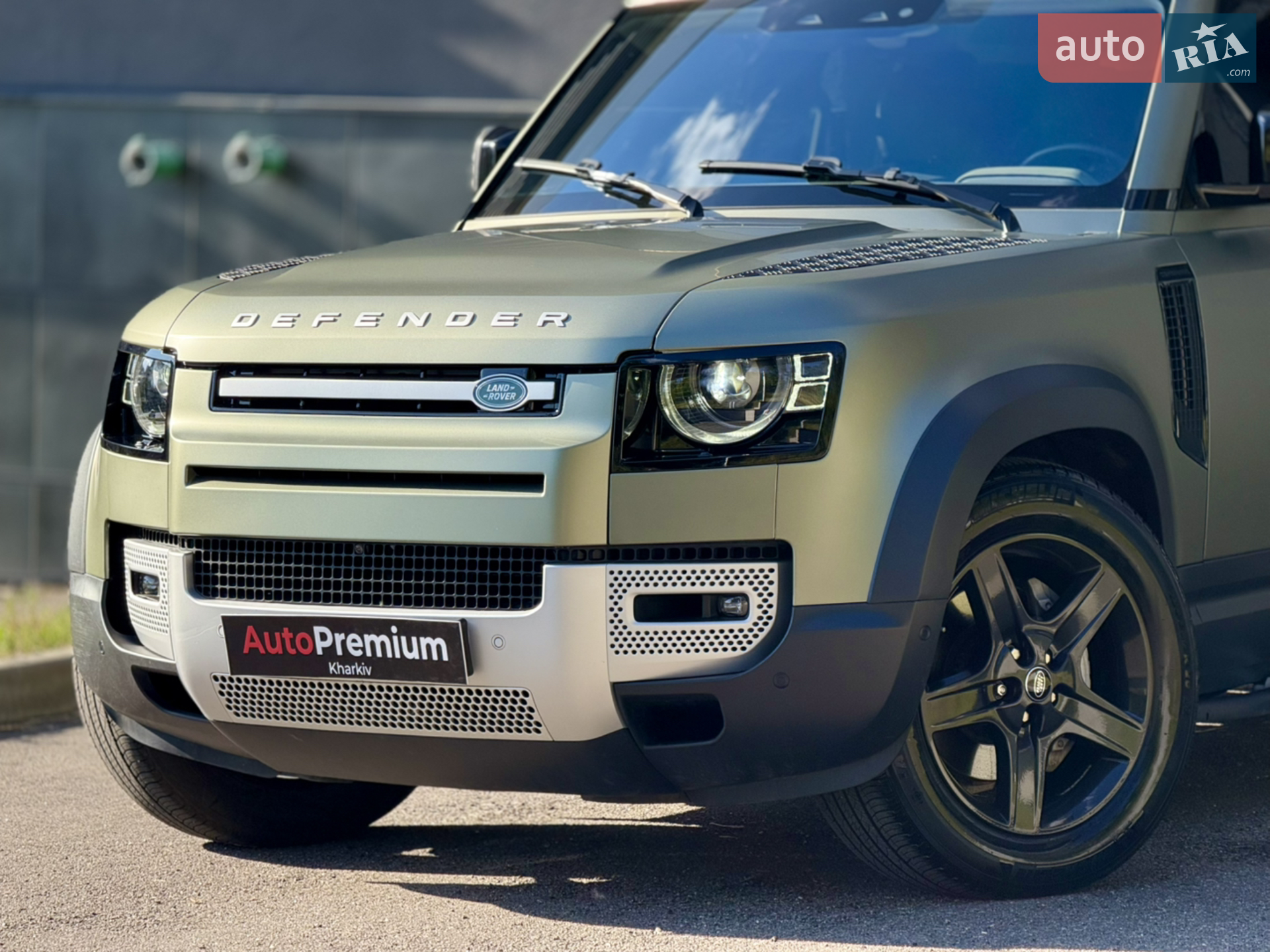 2020 Land Rover Defender - мініатюра 2