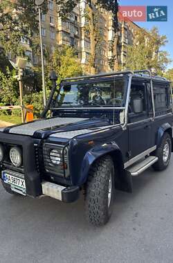 Позашляховик / Кросовер Land Rover Defender 2002 в Києві