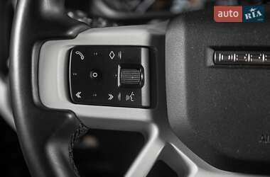 Внедорожник / Кроссовер Land Rover Defender 2022 в 
