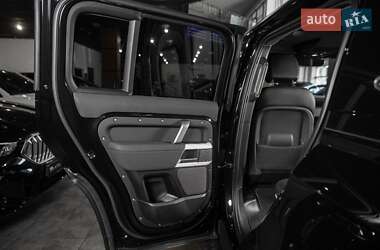 Внедорожник / Кроссовер Land Rover Defender 2022 в 