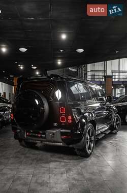 Внедорожник / Кроссовер Land Rover Defender 2022 в 