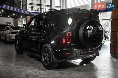 Внедорожник / Кроссовер Land Rover Defender 2022 в 