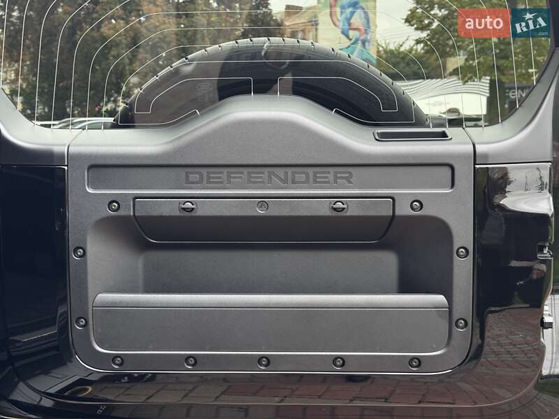 Внедорожник / Кроссовер Land Rover Defender 2025 в Киеве