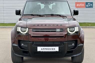Внедорожник / Кроссовер Land Rover Defender 2024 в 