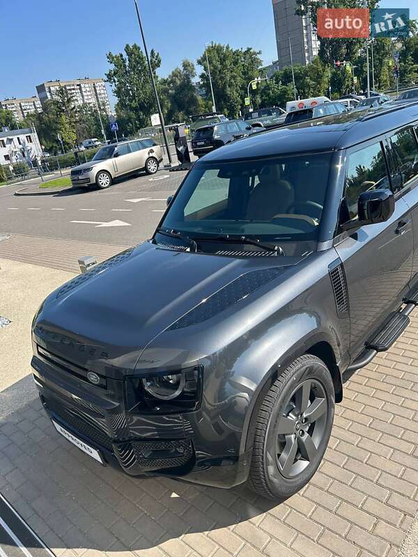 Внедорожник / Кроссовер Land Rover Defender 2025 в Киеве