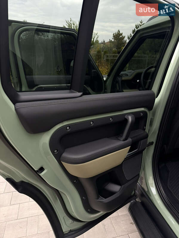 Внедорожник / Кроссовер Land Rover Defender 2023 в Днепре