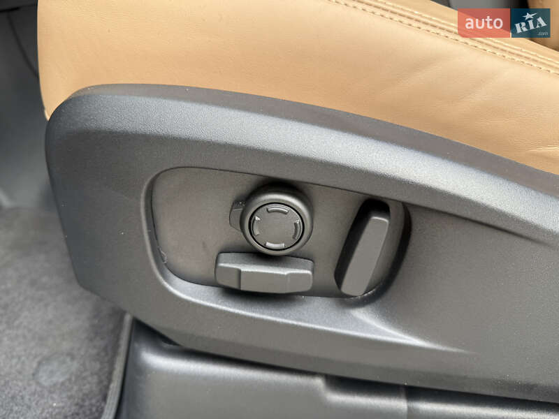 Позашляховик / Кросовер Land Rover Defender 2025 в Дніпрі