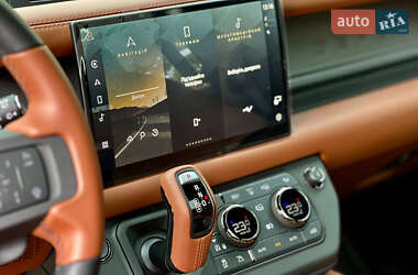 Внедорожник / Кроссовер Land Rover Defender 2025 в  фото 35 Внедорожник / Кроссовер Land Rover Defender 2025 в
