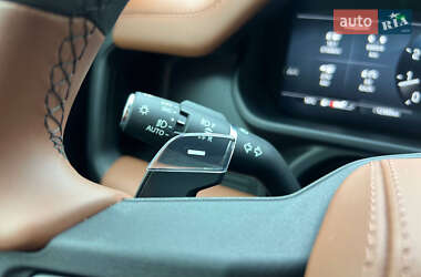 Внедорожник / Кроссовер Land Rover Defender 2025 в  фото 61 Внедорожник / Кроссовер Land Rover Defender 2025 в