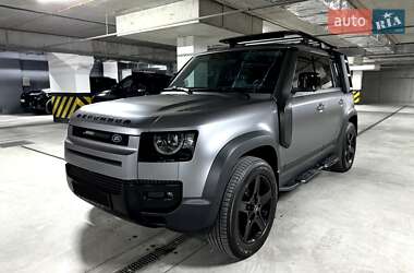 Позашляховик / Кросовер Land Rover Defender 2022 в  фото 2 Позашляховик / Кросовер Land Rover Defender 2022 в
