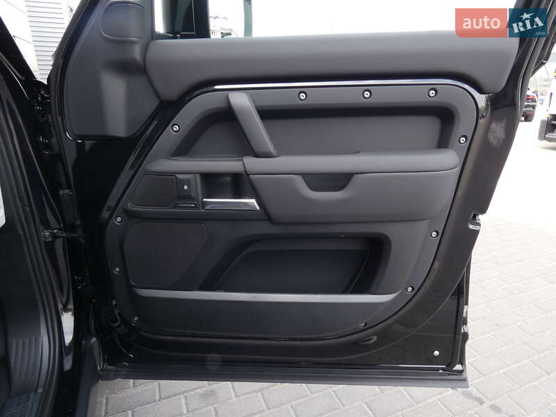 Внедорожник / Кроссовер Land Rover Defender 2025 в Киеве фото 16 Внедорожник / Кроссовер Land Rover Defender 2025 в Киеве