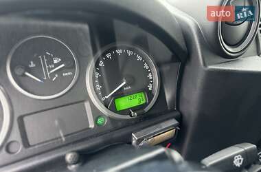 Позашляховик / Кросовер Land Rover Defender 2014 в  фото 26 Позашляховик / Кросовер Land Rover Defender 2014 в