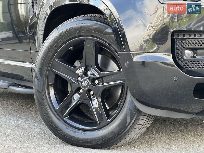 Внедорожник / Кроссовер Land Rover Defender 2021 в Киеве
