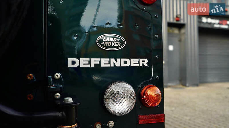 Внедорожник / Кроссовер Land Rover Defender 2015 в Львове