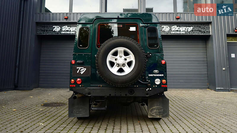 Внедорожник / Кроссовер Land Rover Defender 2015 в Львове