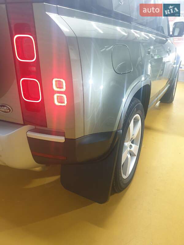Внедорожник / Кроссовер Land Rover Defender 2020 в Киеве