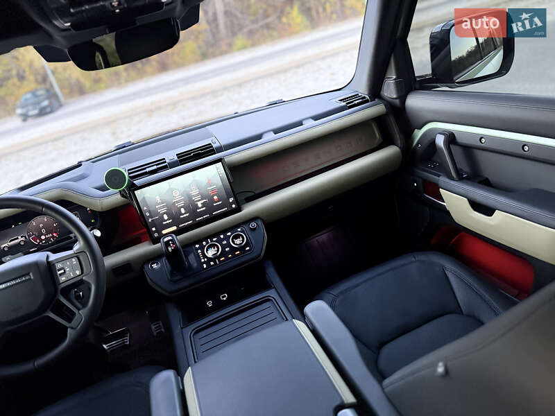Внедорожник / Кроссовер Land Rover Defender 2023 в Днепре