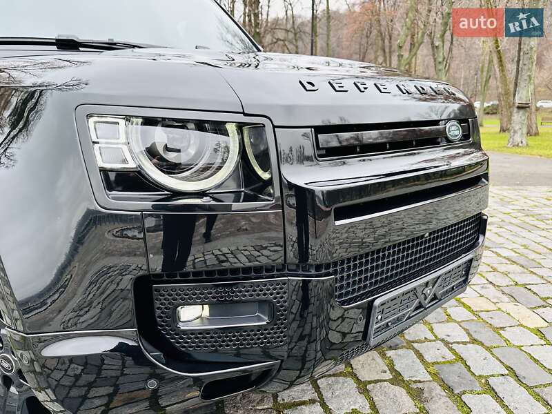 Land Rover Defender 2022
