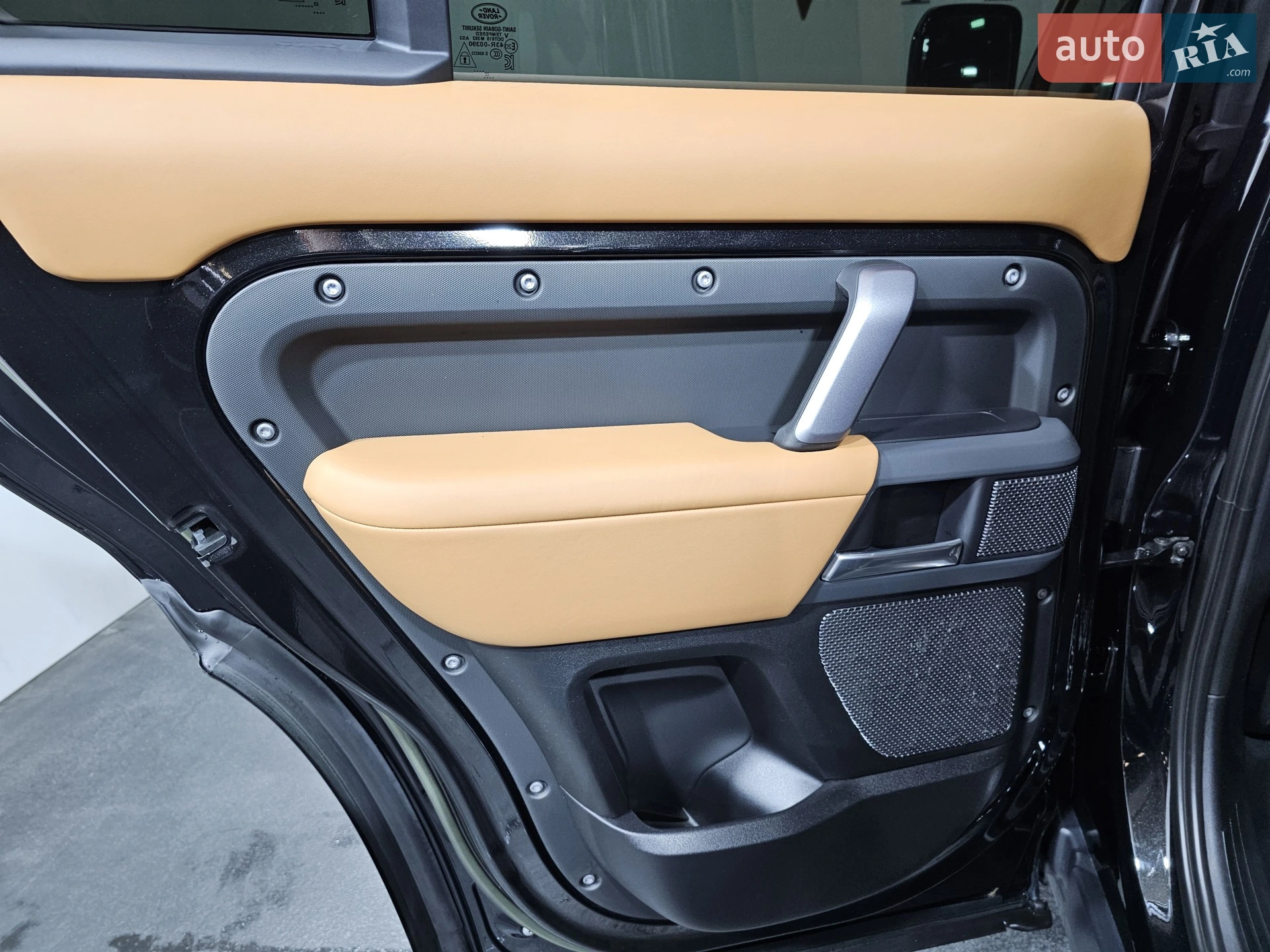 2022 Land Rover Defender - мініатюра 16