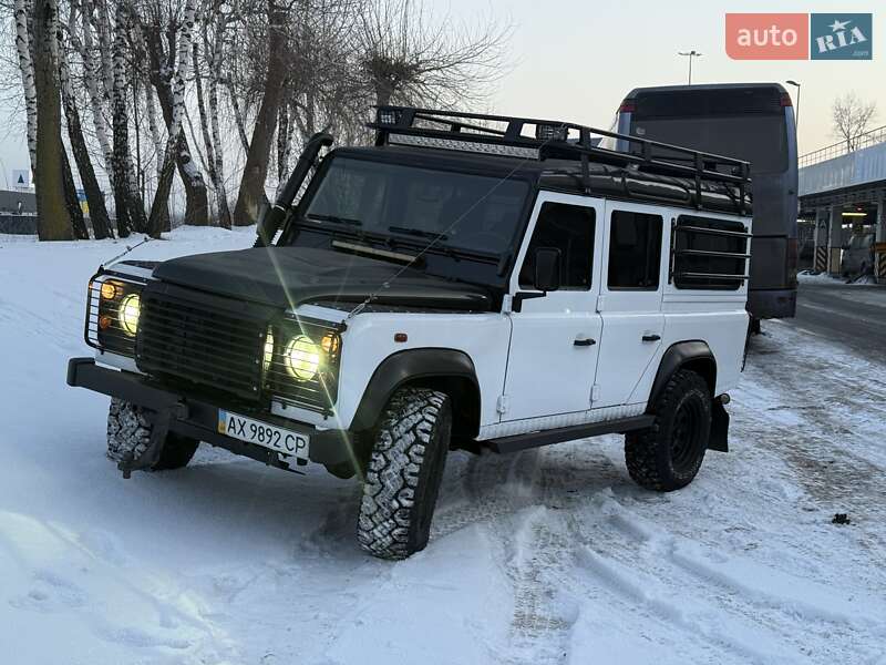 Land Rover Defender 2008