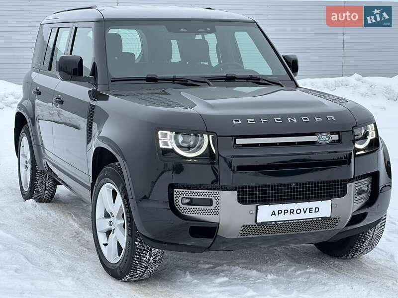 Land Rover Defender 2024