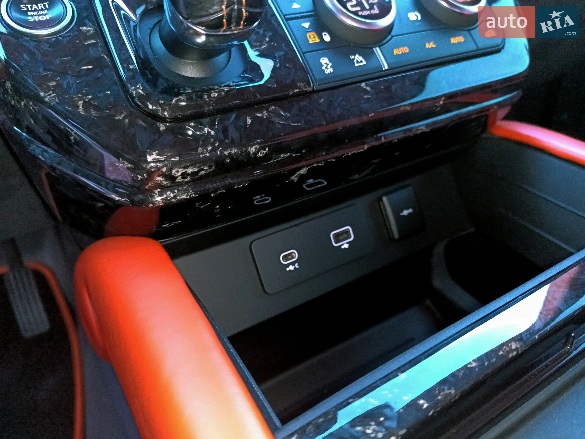 2021 Land Rover Defender - мініатюра 75